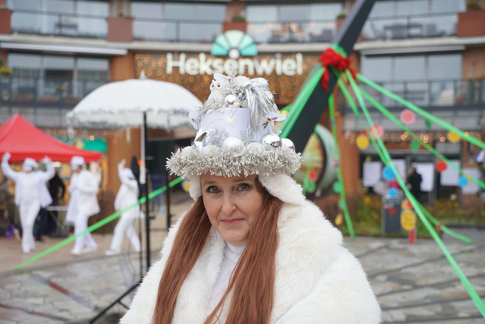 Straattheater Wintergloed winkelcentrum Heksenwiel